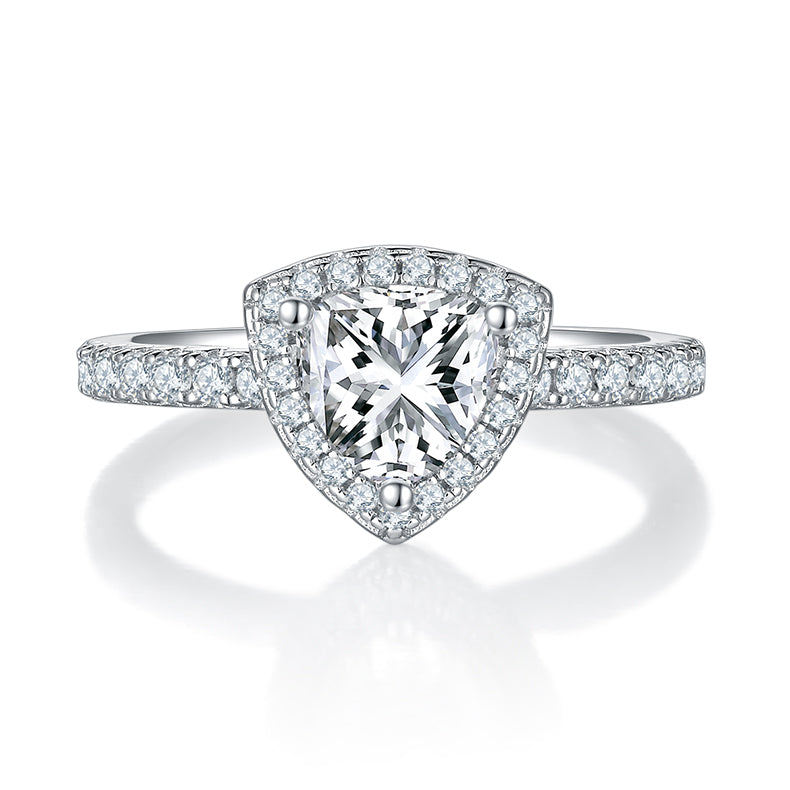 Luxury Triangle Moissanite Ring – S925 Silver