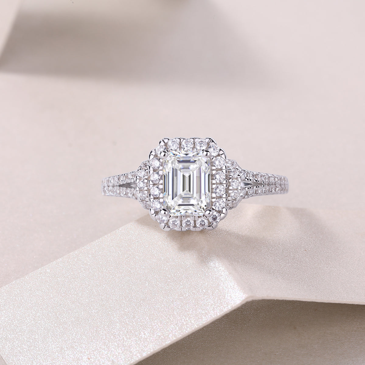 Luxury Moissanite Dream Ring – S925 Silver