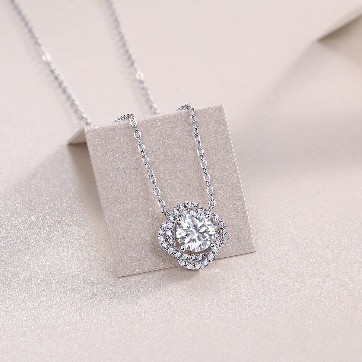 Moissanite Pendant Necklace (S925 Silver, Platinum Plated)