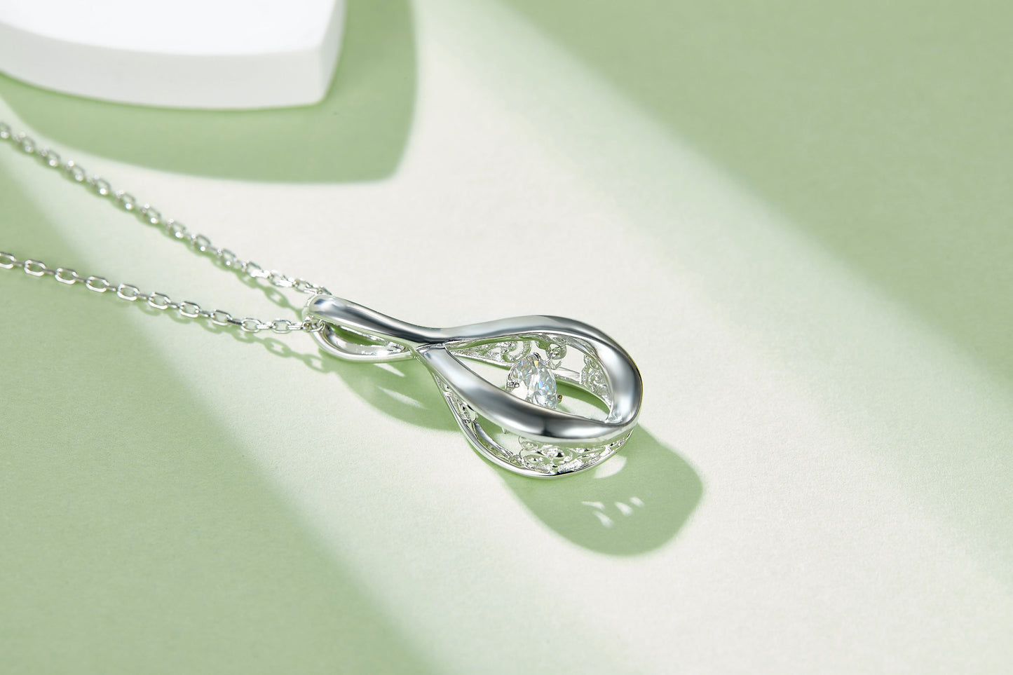 Luxury Moissanite Pendant Necklace – S925 Silver
