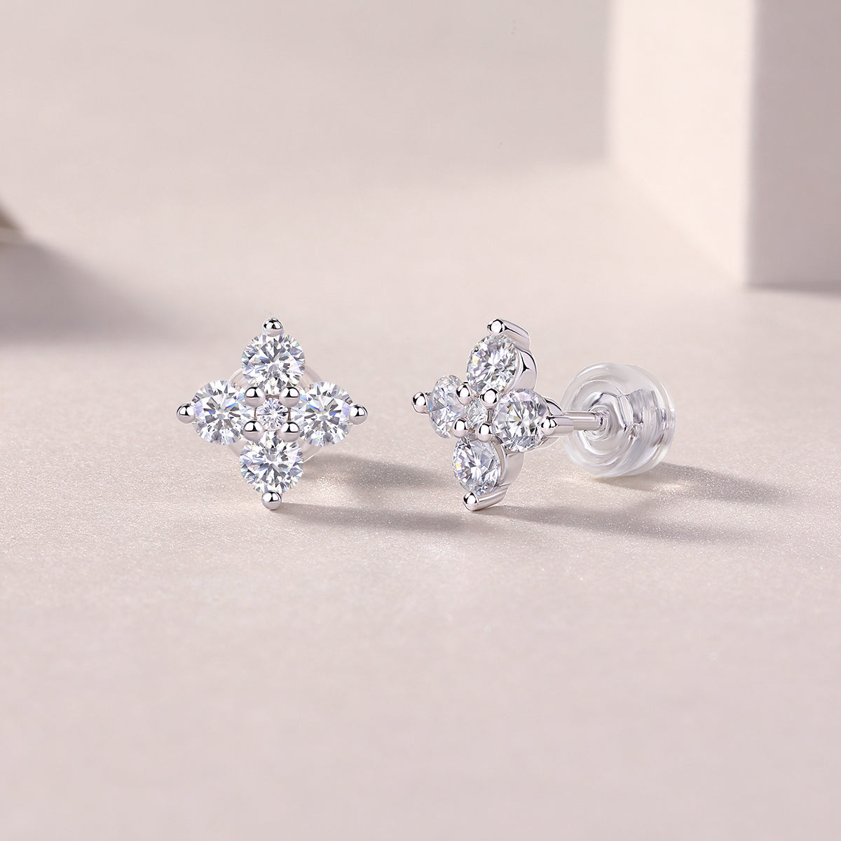 Luxury Sweetheart Moissanite Stud Earrings – S925 Silver