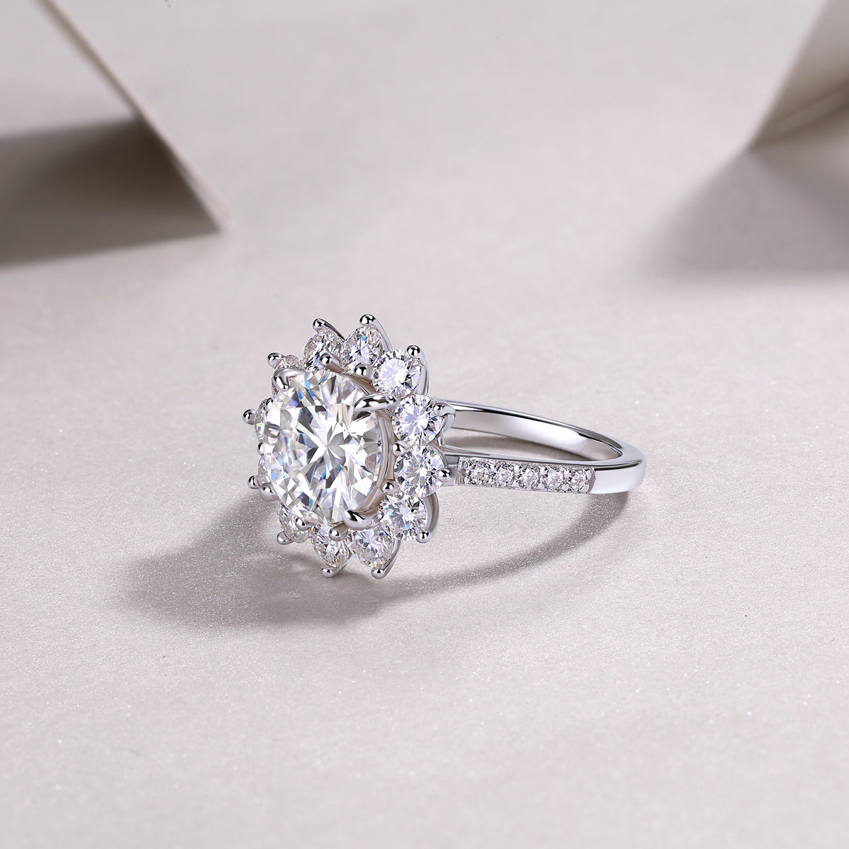 Luxury 3CT Moissanite Sunflower Ring – S925 Silver