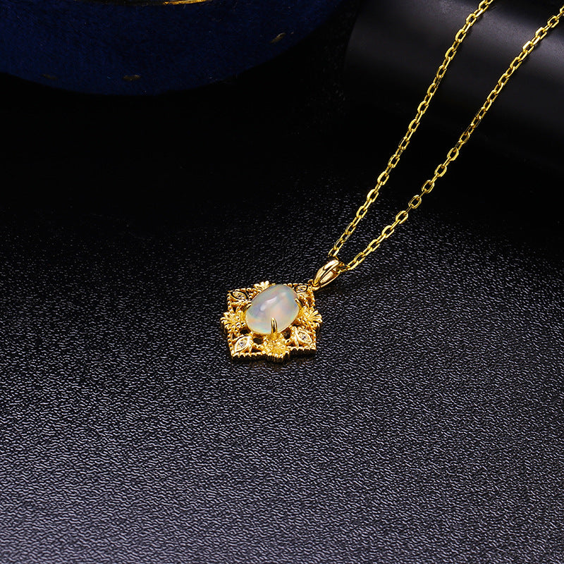 Original Bead Edged Hollow Diamond Pendant Egg Shaped Necklace