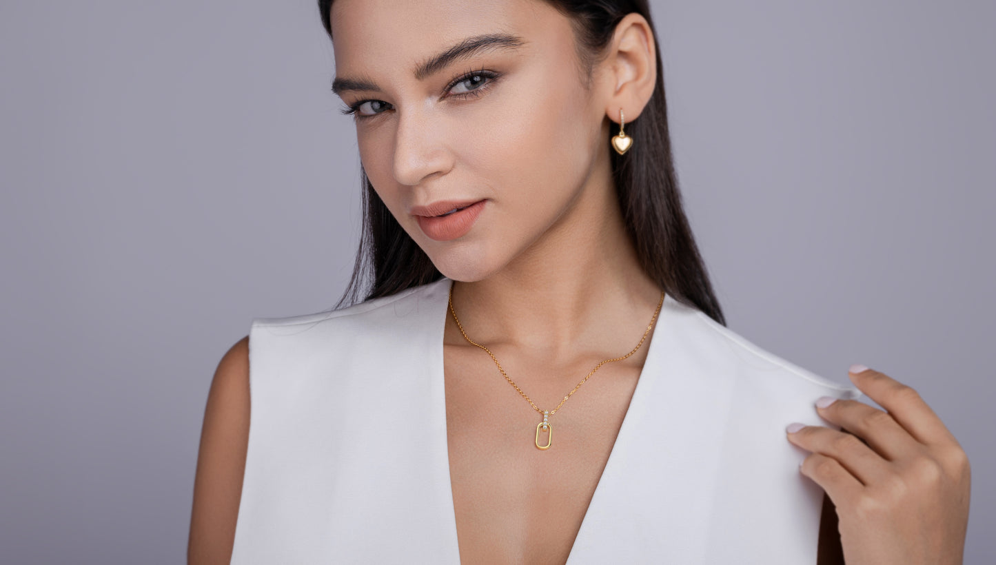 Light & Shadow Geometry – Moissanite Pendant Necklace (S925 Silver, Gold Plated)