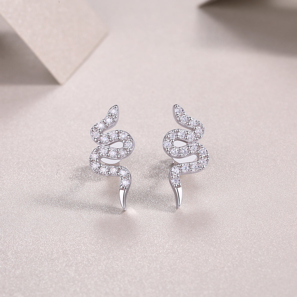 Luxury Snake Moissanite Stud Earrings – S925 Silver