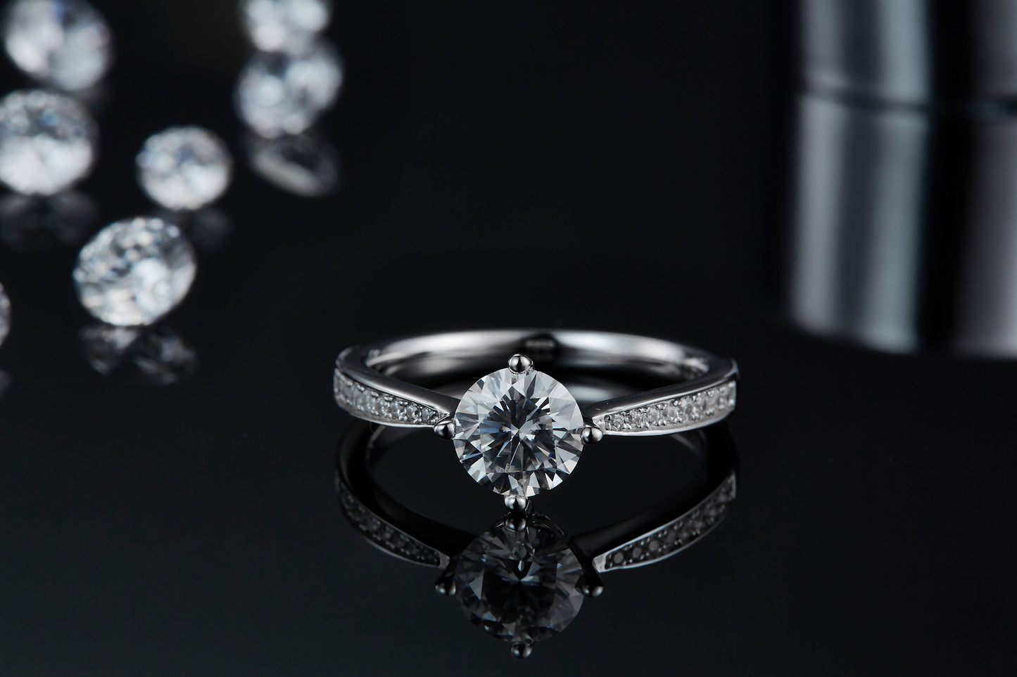 Luxury 1CT Moonlight Moissanite Ring – S925 Silver