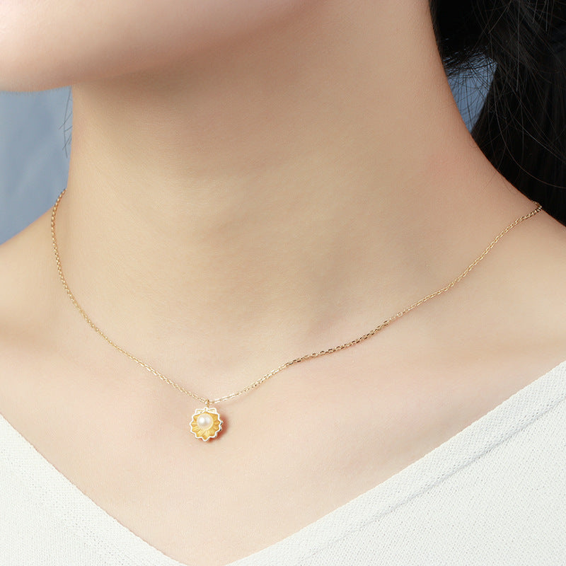 Natural Shell & Freshwater Pearl Frosted Necklace
