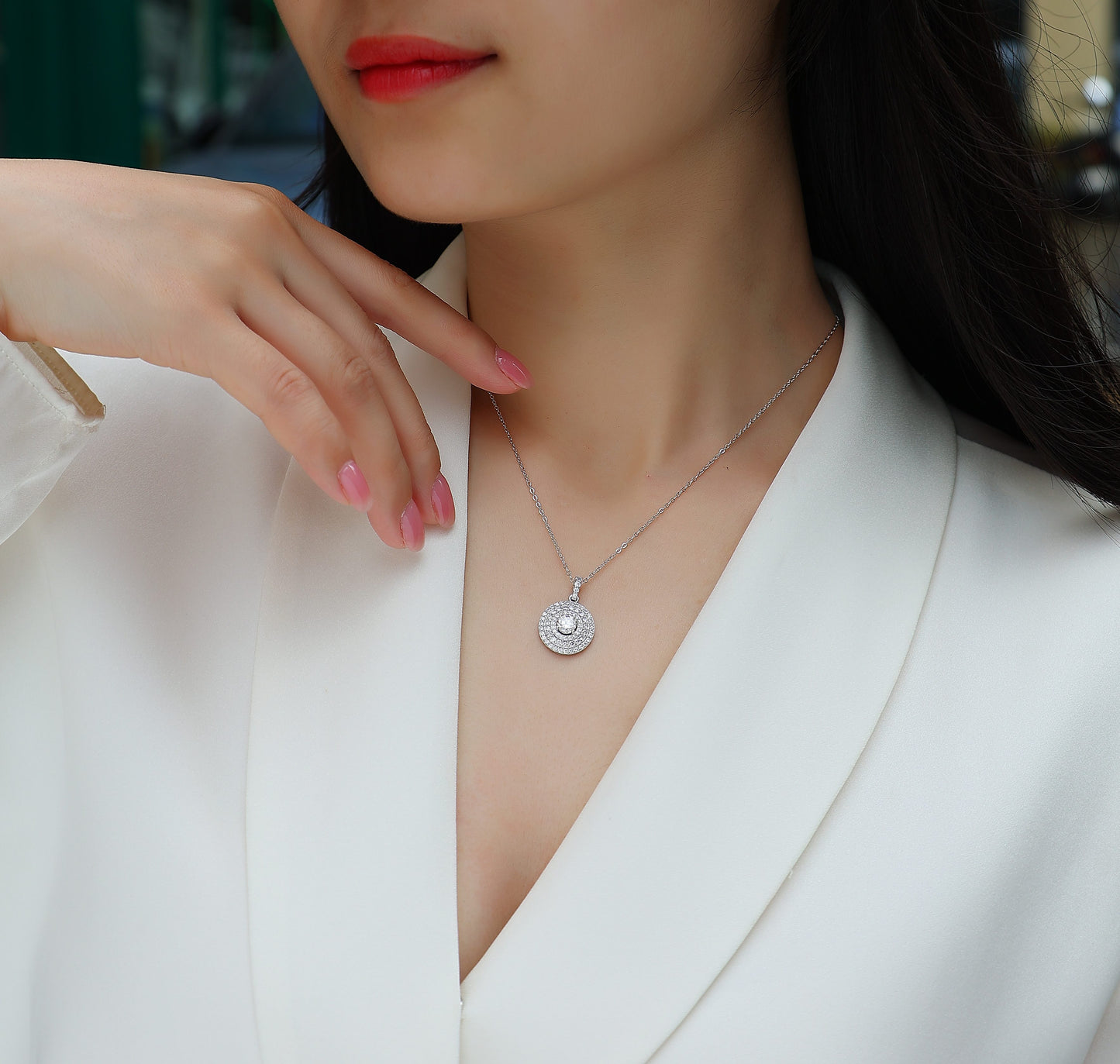 White Dune – Moissanite Pendant Necklace (S925 Silver, Platinum Plated)