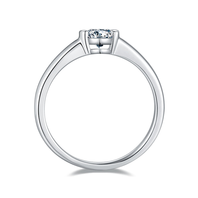 Luxury 0.5CT Moissanite Ring – S925 Silver
