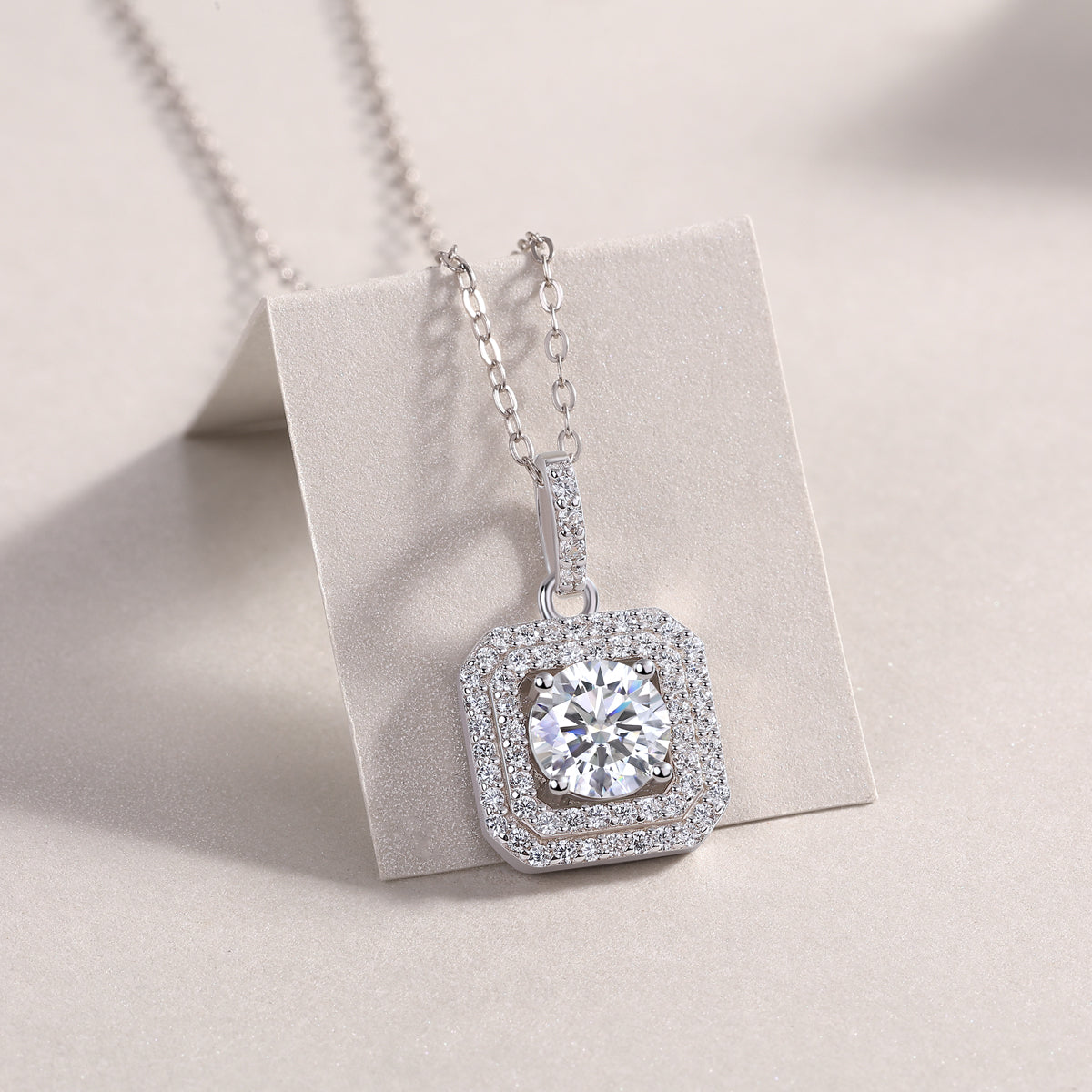 Sugar Diamond – Moissanite Pendant Necklace (S925 Silver, Platinum Plated)