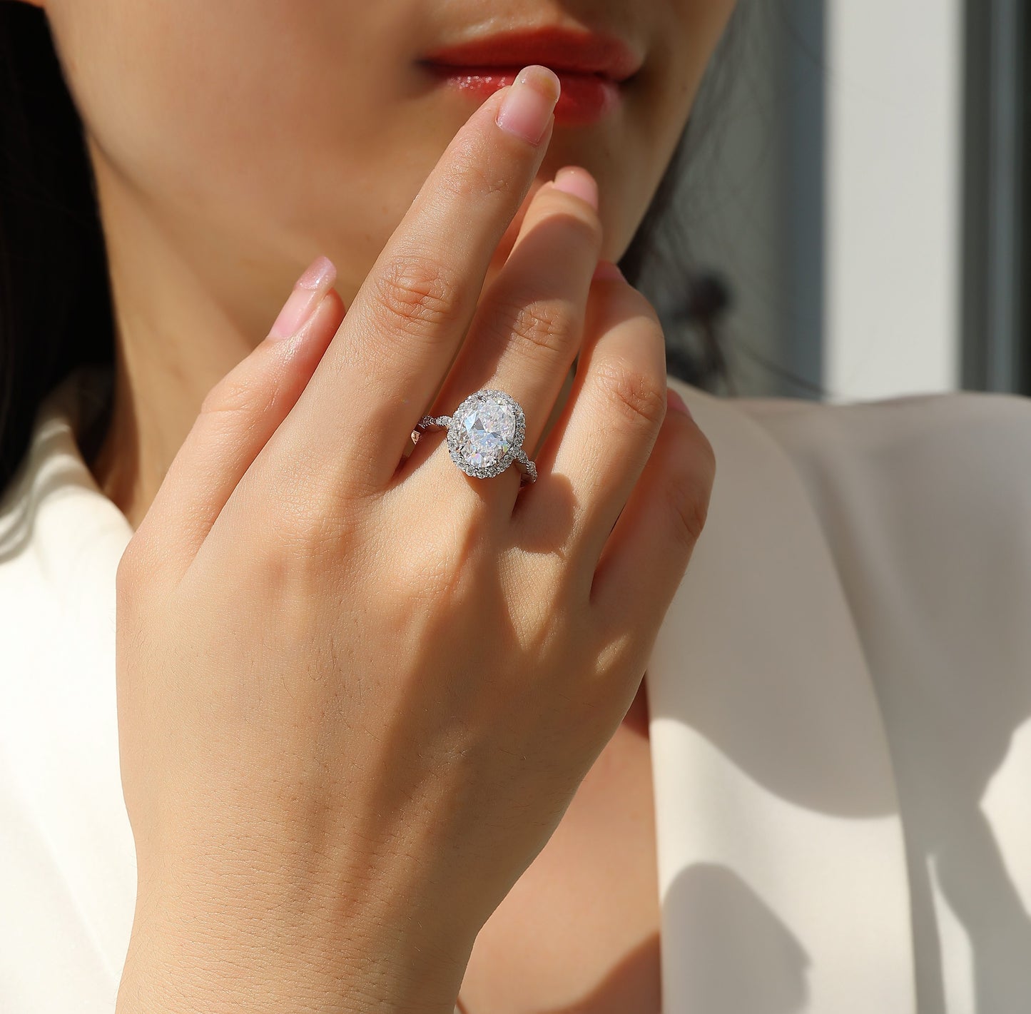 Luxury Oval Moissanite Wedding Ring – S925 Silver