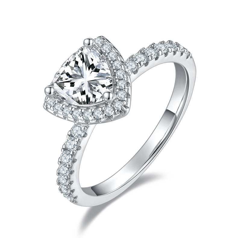 Luxury Triangle Moissanite Ring – S925 Silver