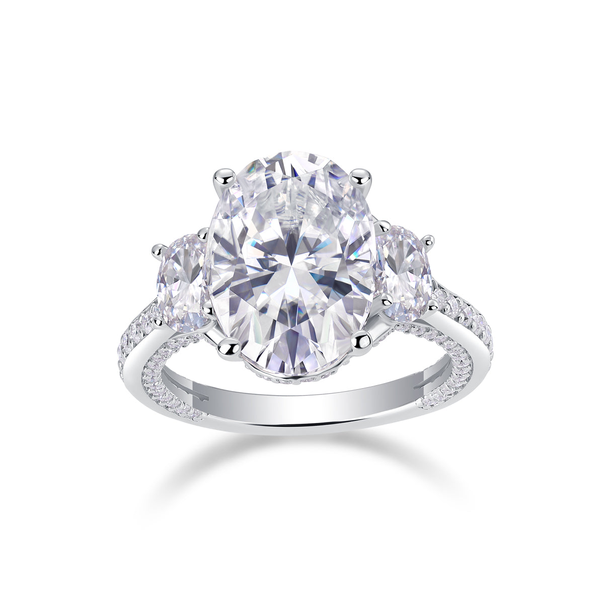 Luxury Oval Moissanite Crown Ring – S925 Silver