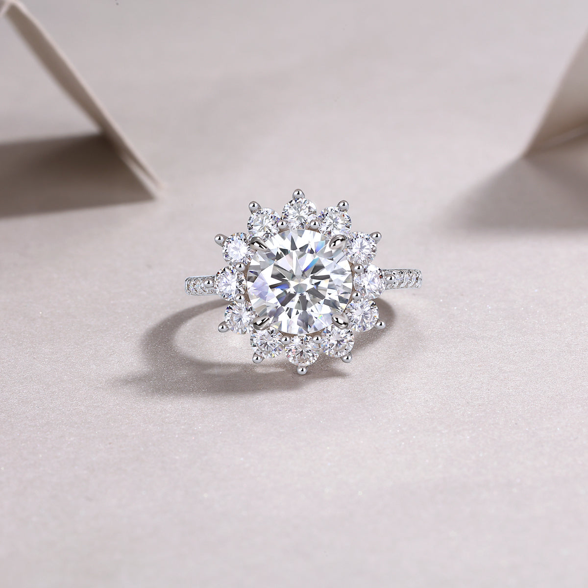 Luxury 3CT Moissanite Sunflower Ring – S925 Silver