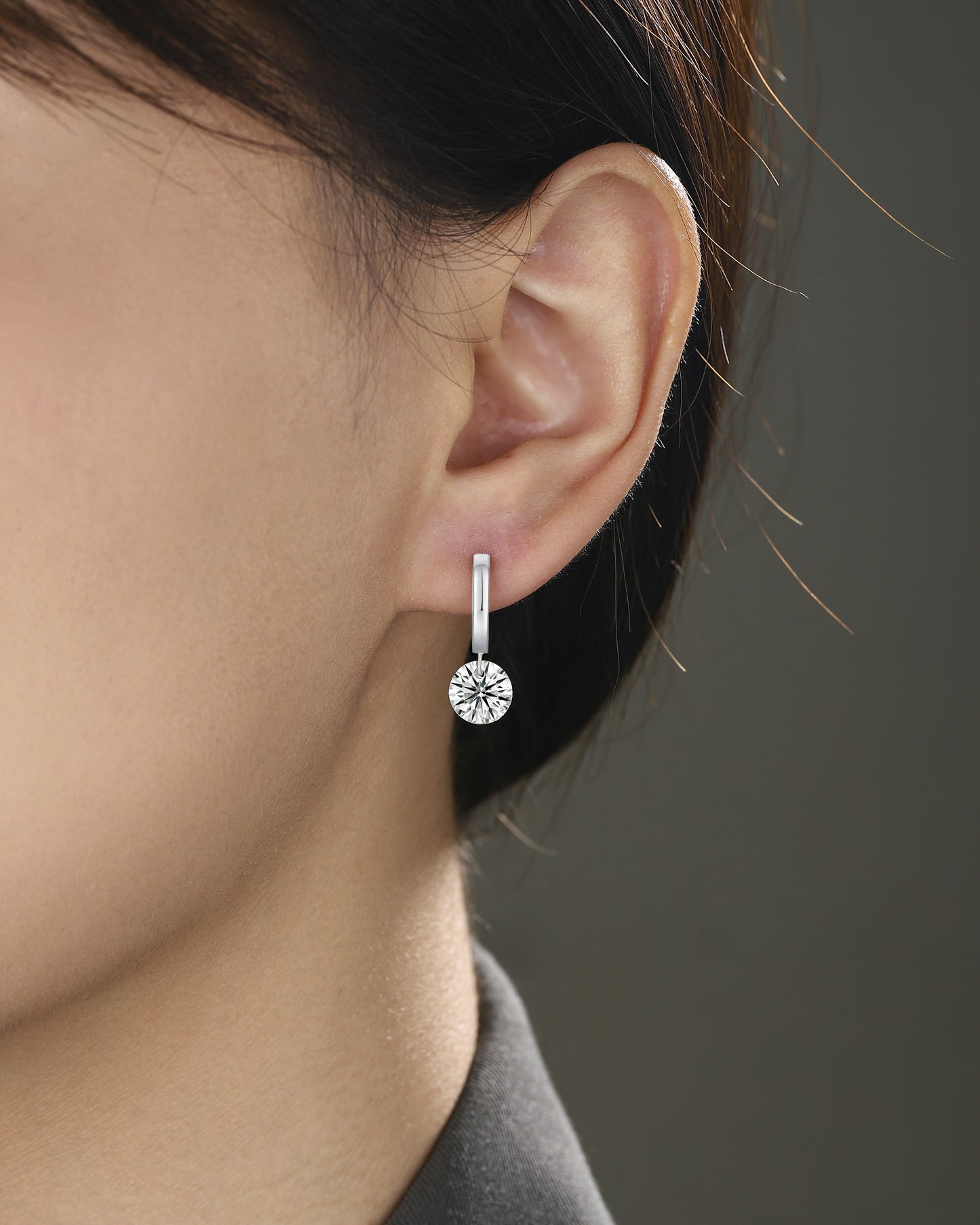 Moissanite Stud Earrings – S925 Silver, Platinum Plated