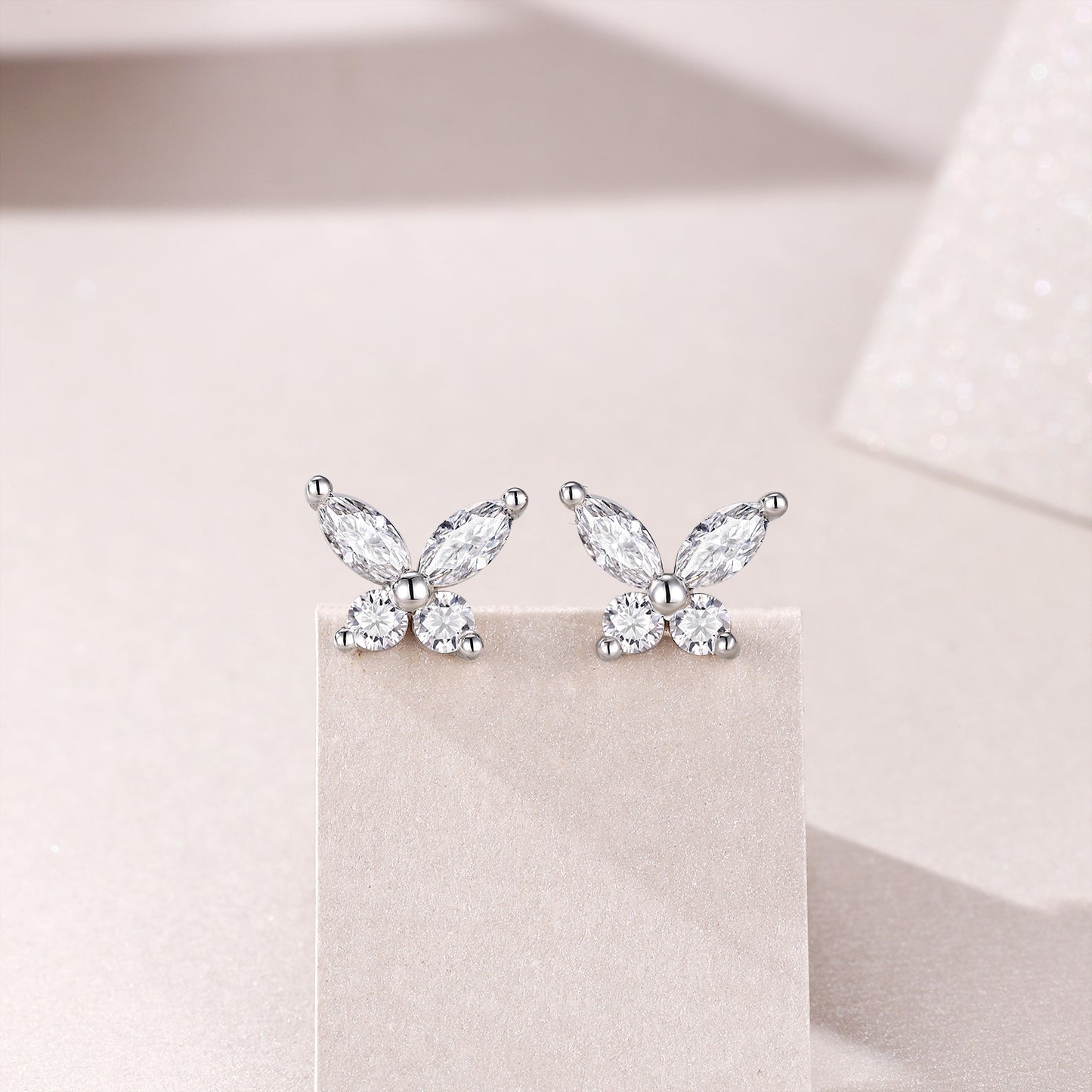 Luxury Moissanite Stud Earrings – S925 Silver