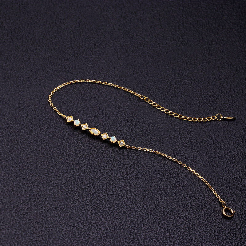 Simple Diamond Australian Treasure Bracelet Lady