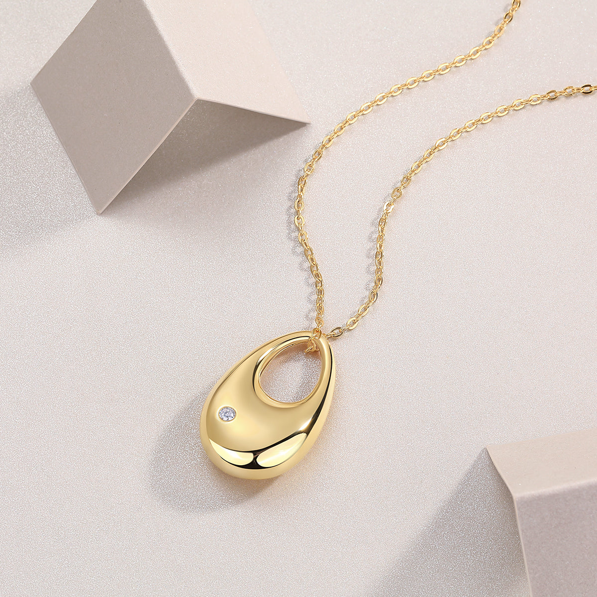 Luxury Moissanite Love Pendant Necklace – S925 Gold Plated