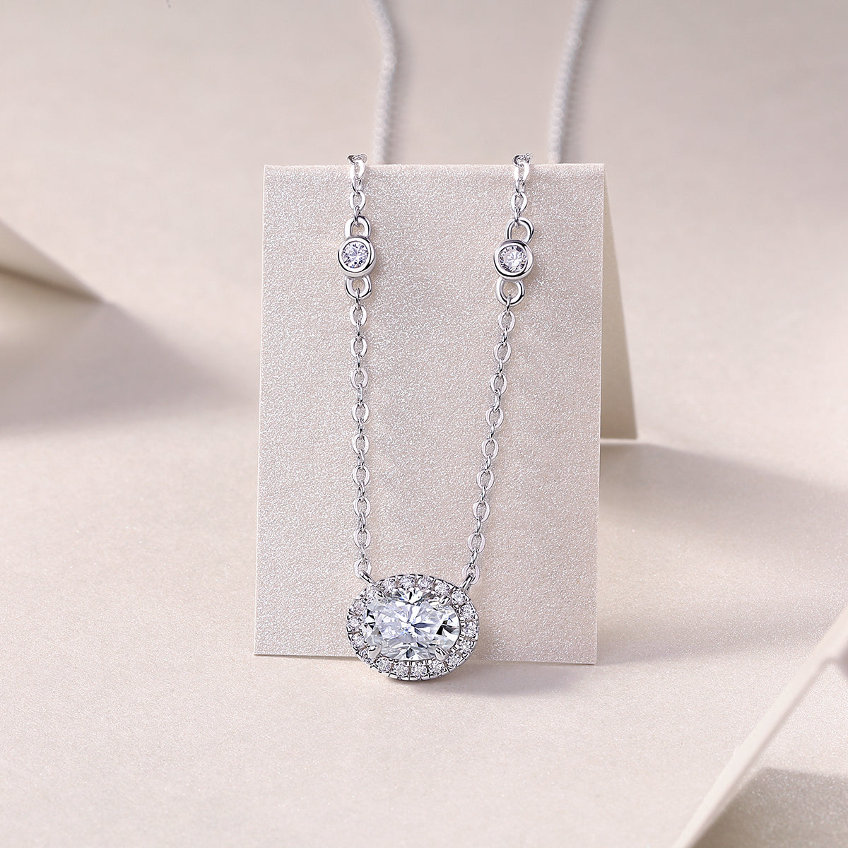 Moissanite Pendant Necklace (S925 Silver, Platinum Plated)