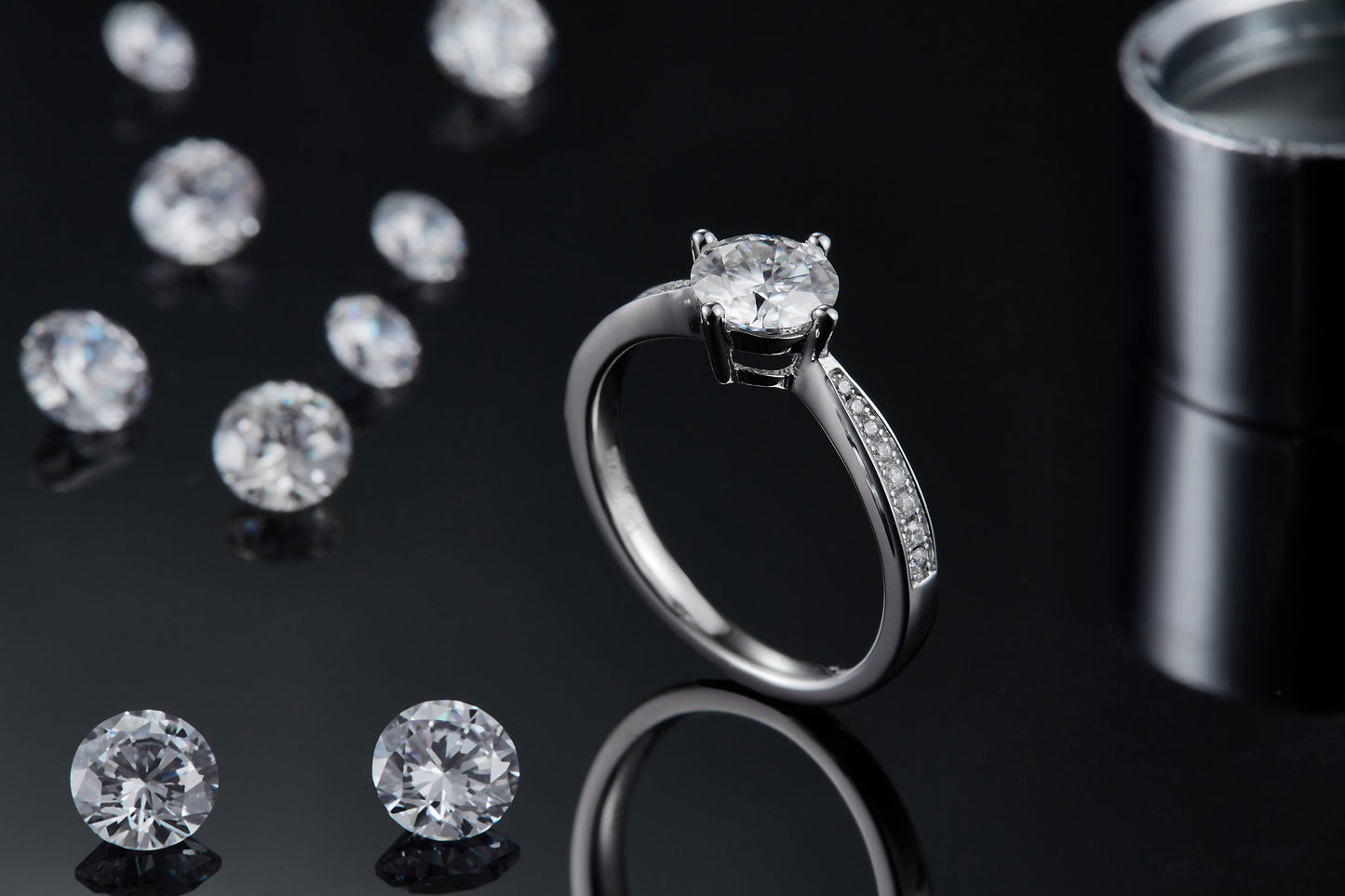 Luxury 1CT Moonlight Moissanite Ring – S925 Silver