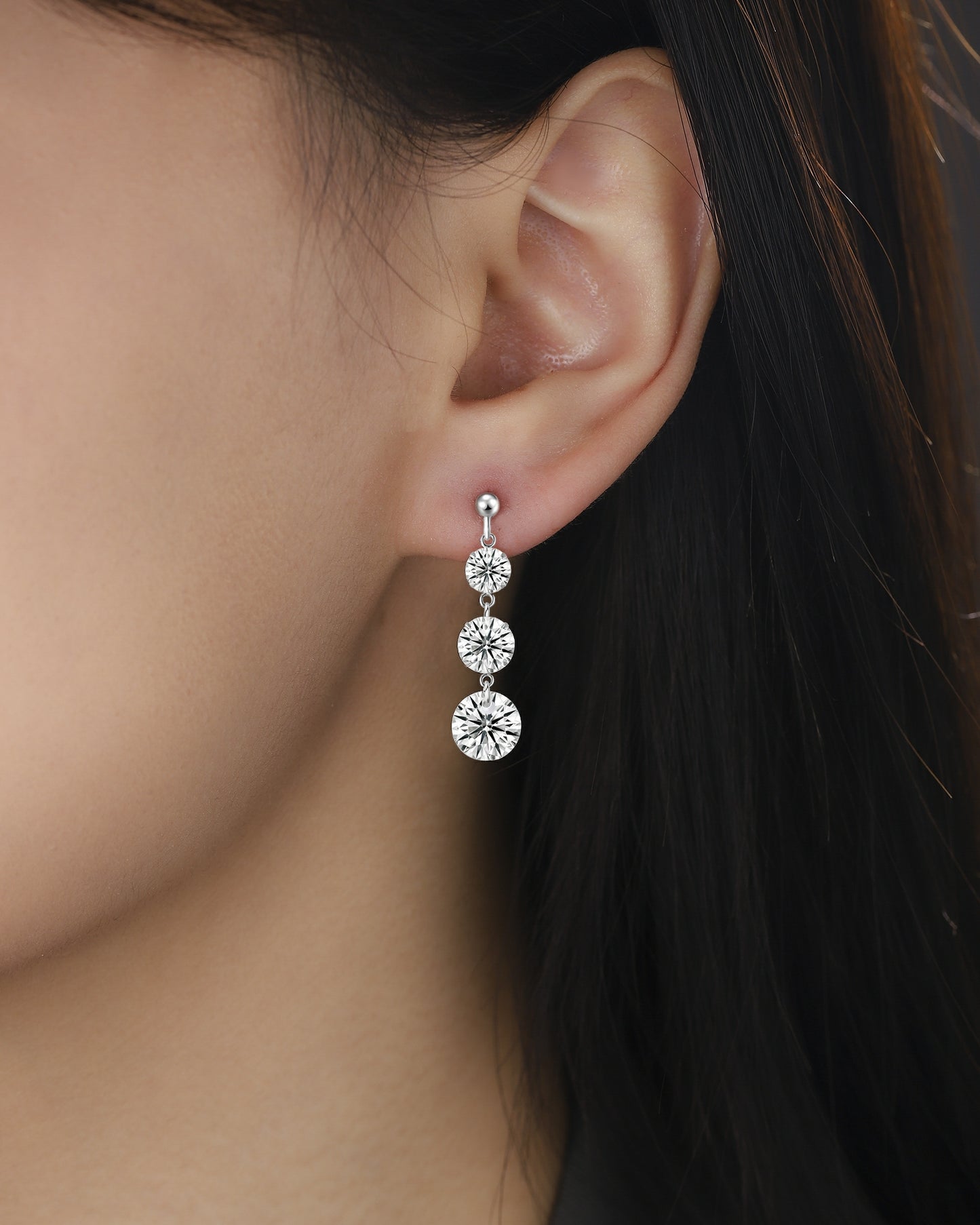Moissanite Stud Earrings – S925 Silver, Platinum Plated
